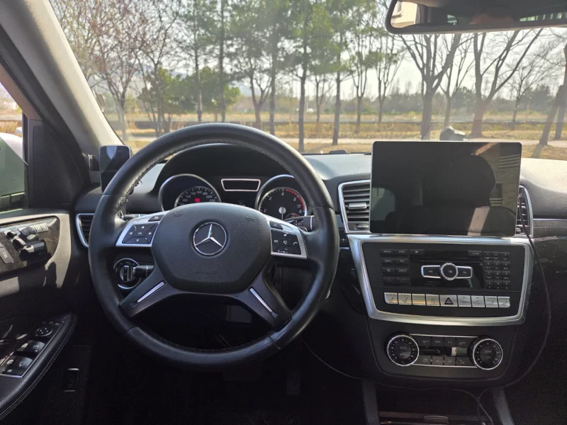 Mercedes-Benz M-class