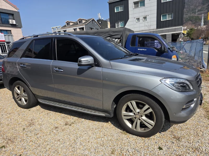 Mercedes-Benz M-class