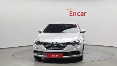 Renault SM6