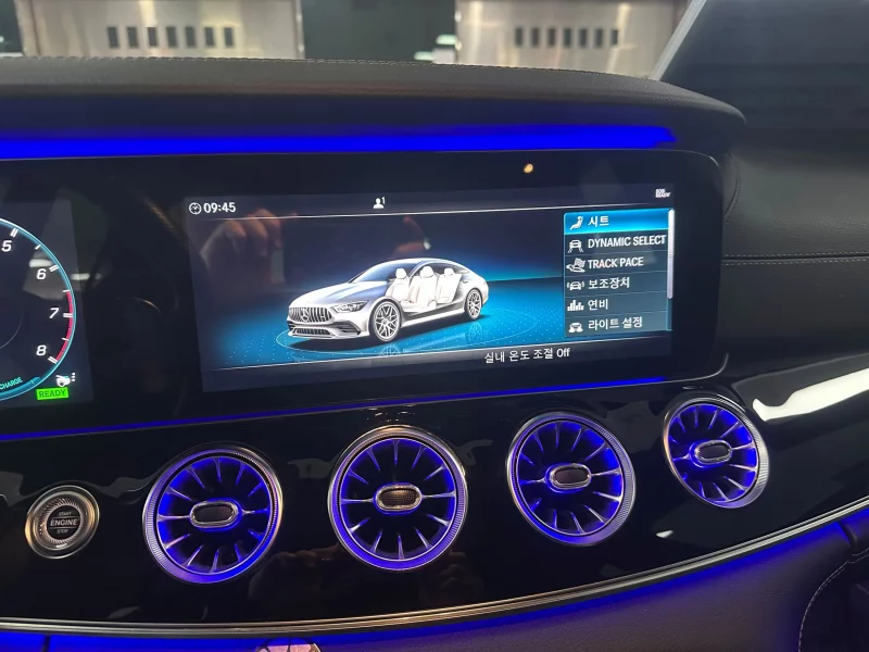 Mercedes-Benz AMG GT