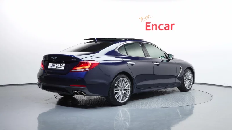 Genesis G70