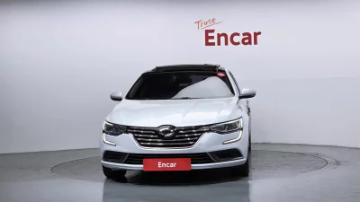 Renault SM6
