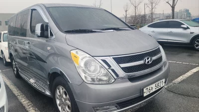 Hyundai Grand Starex