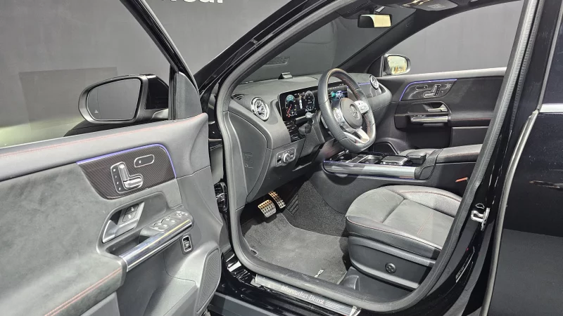 Mercedes-Benz GLA-Class