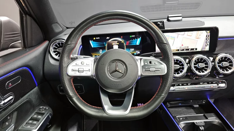 Mercedes-Benz GLB-Class