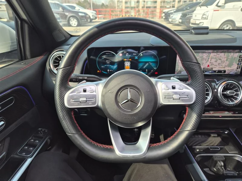 Mercedes-Benz GLB-Class