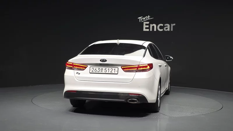 Kia K5