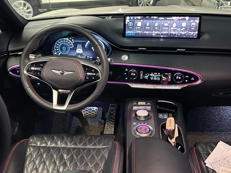 Genesis GV70