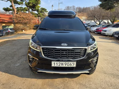 Kia Carnival
