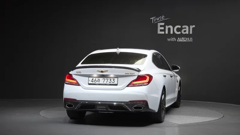 Genesis G70