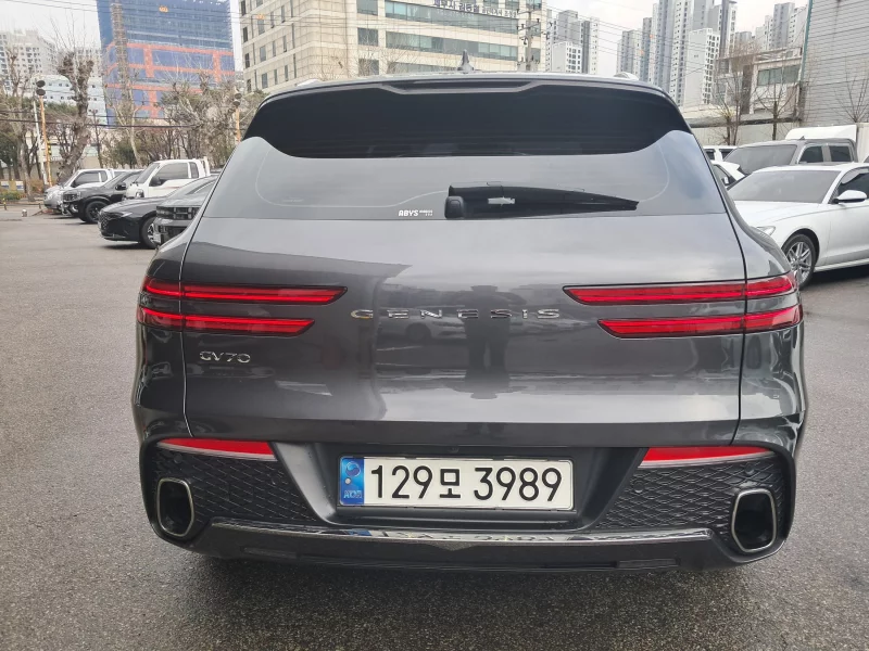Genesis GV70