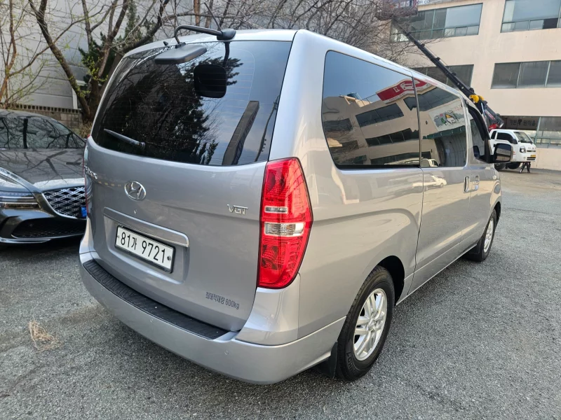 Hyundai Grand Starex