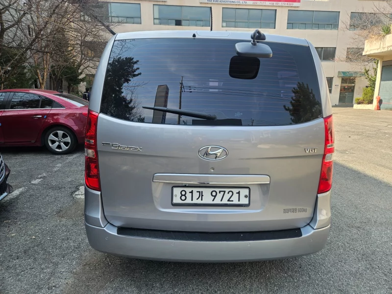 Hyundai Grand Starex