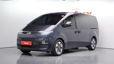 Hyundai Staria