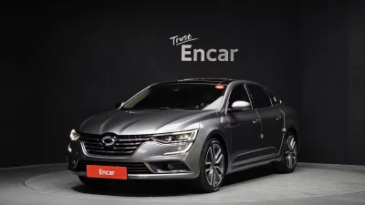 Renault SM6