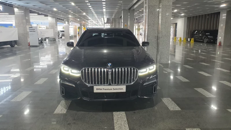 BMW 7-Series