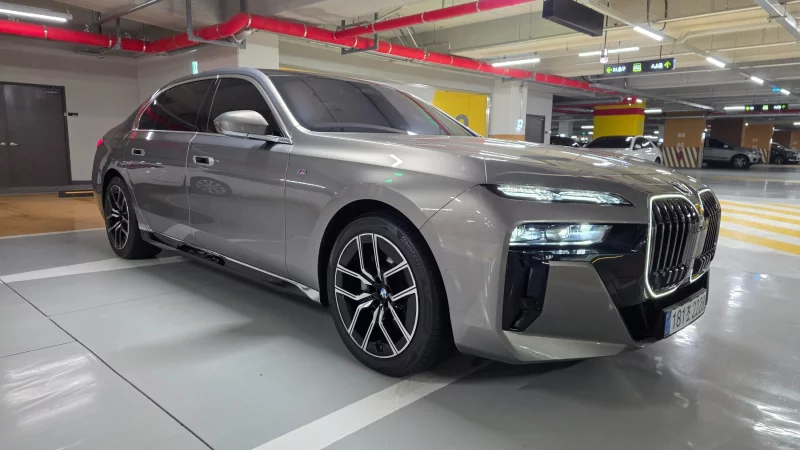 BMW 7-Series