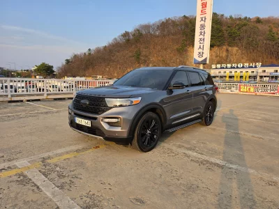 Ford EXPLORER