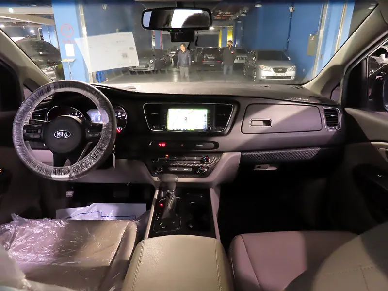 Kia Carnival