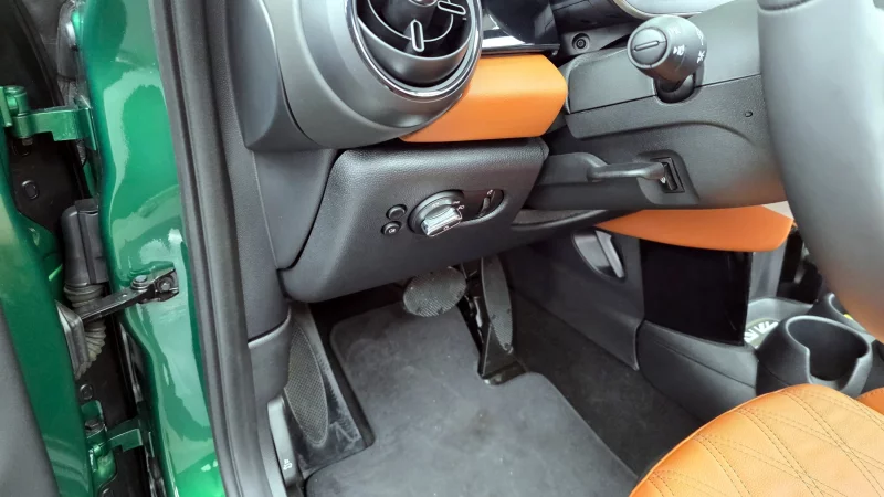 MINI Cooper Convertible