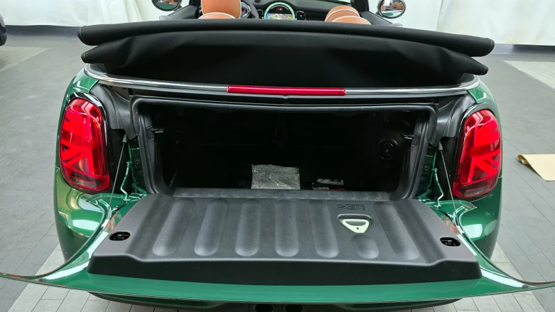 MINI Cooper Convertible