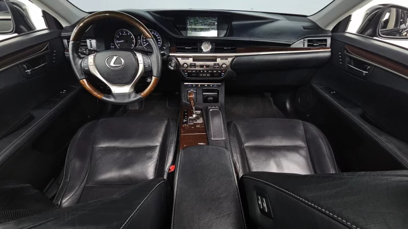 Lexus ES350