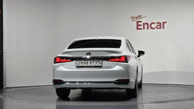 Lexus ES300h