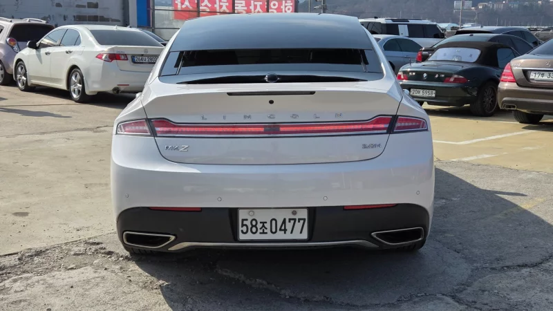 Lincoln MKZ