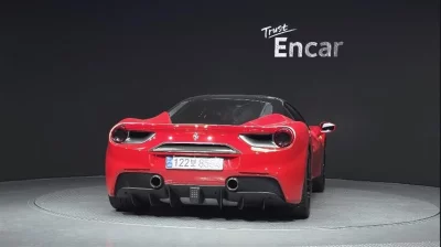 Ferrari 488