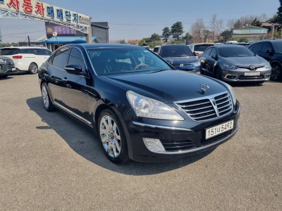Hyundai Equus