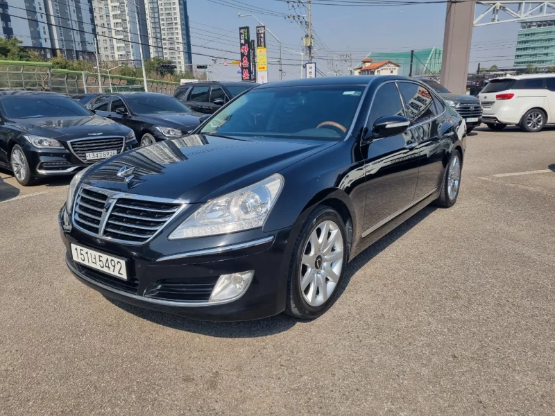 Hyundai Equus