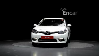 Renault SM3