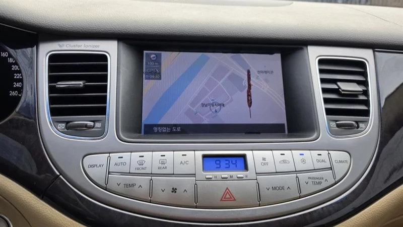 Hyundai Genesis