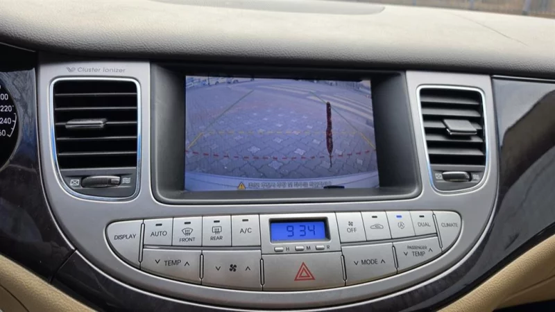 Hyundai Genesis