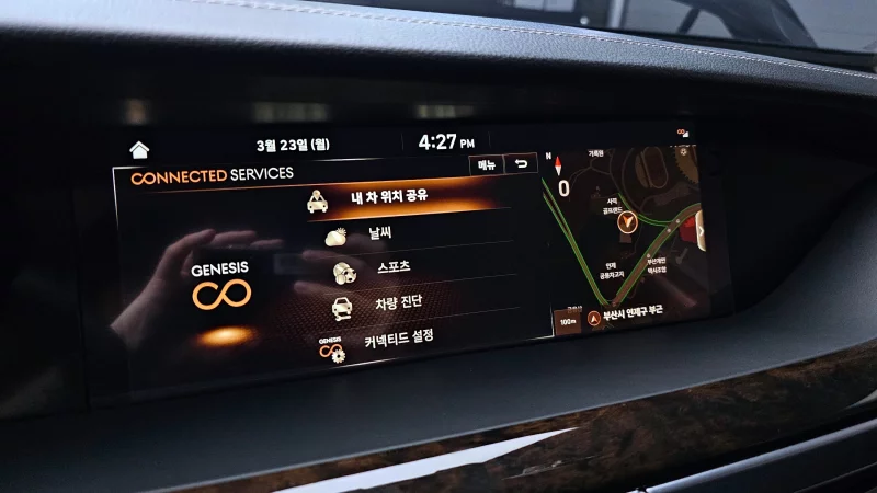 Genesis G90