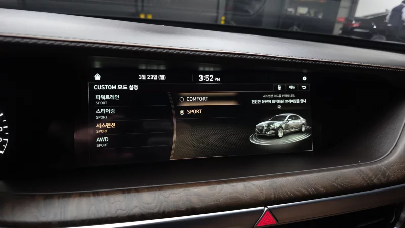 Genesis G90