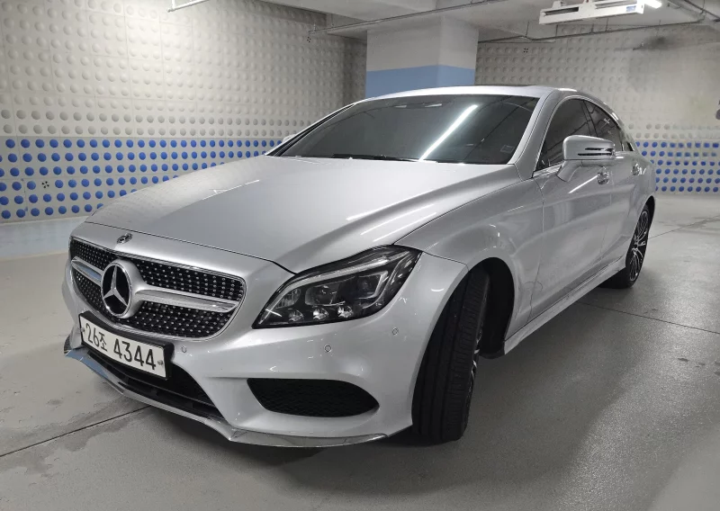 Mercedes-Benz CLS-Class
