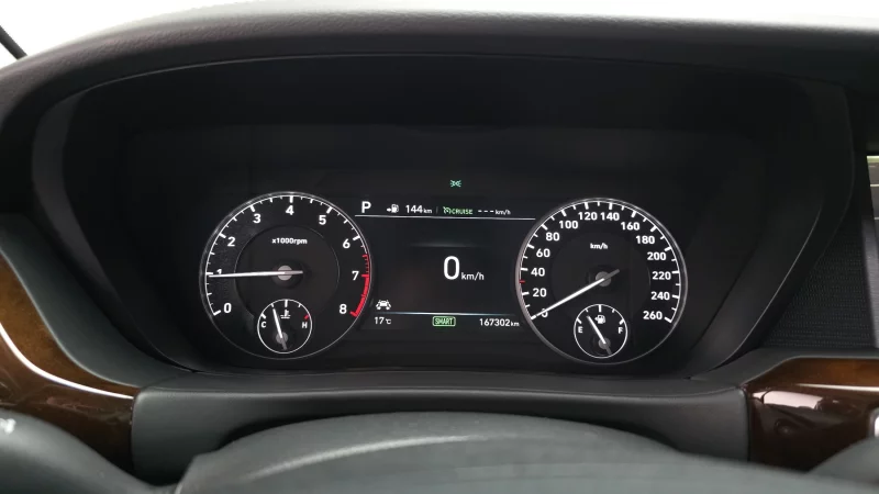 Genesis EQ900
