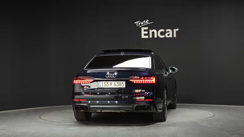 Audi S6
