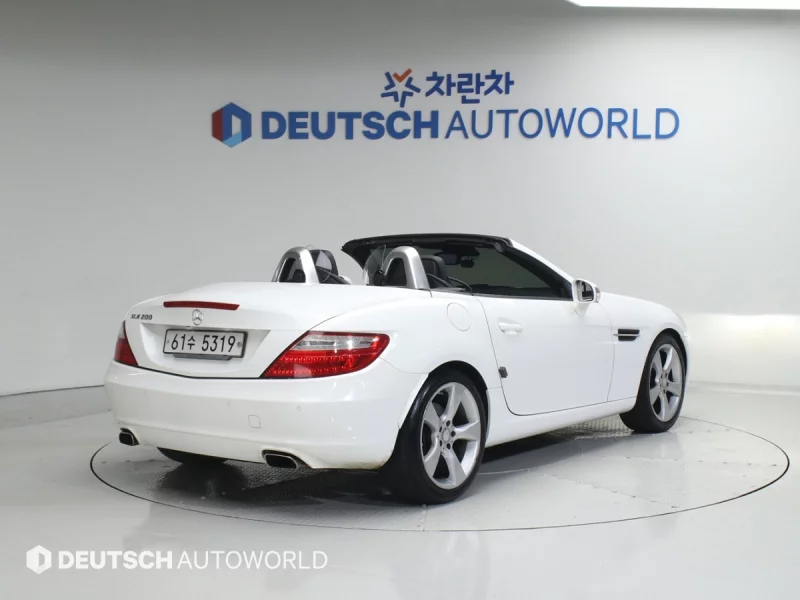 Mercedes-Benz SLK-Class