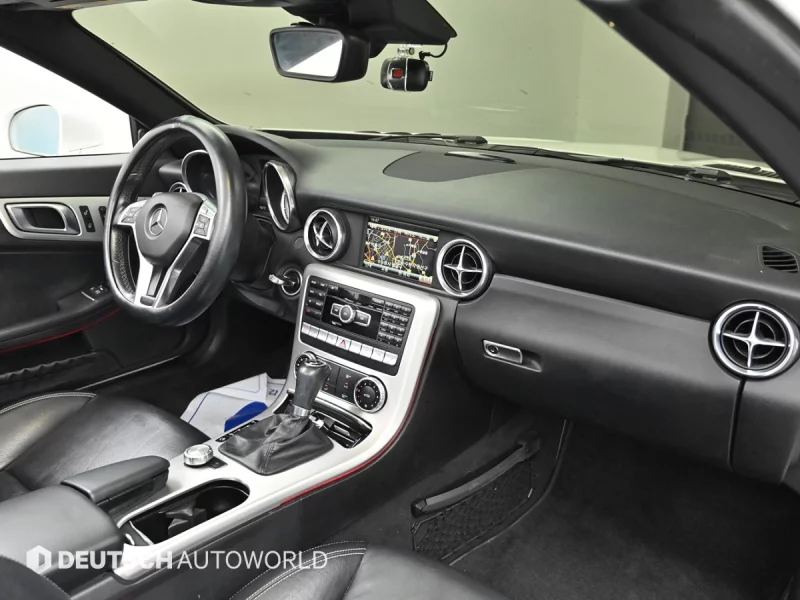 Mercedes-Benz SLK-Class