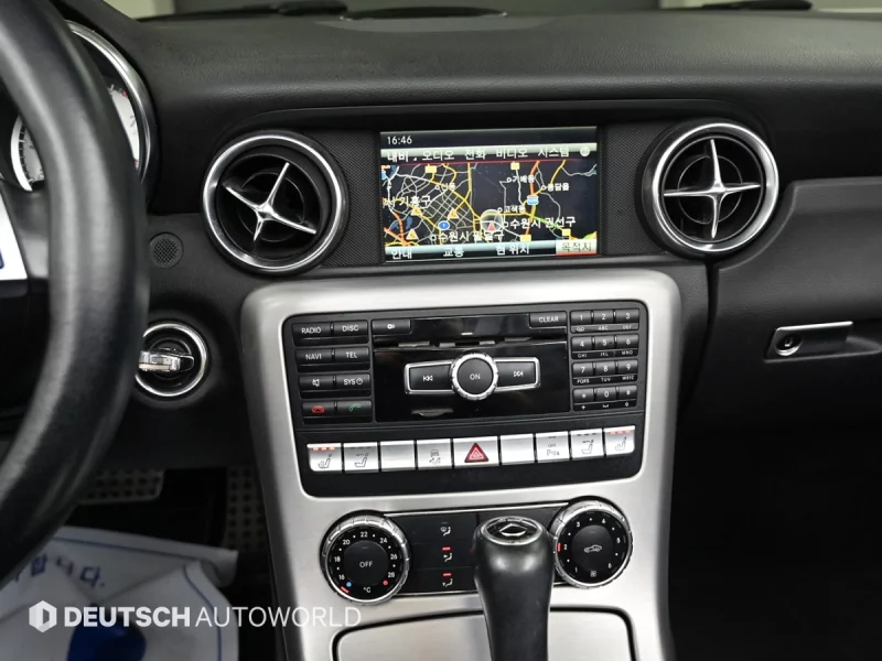 Mercedes-Benz SLK-Class