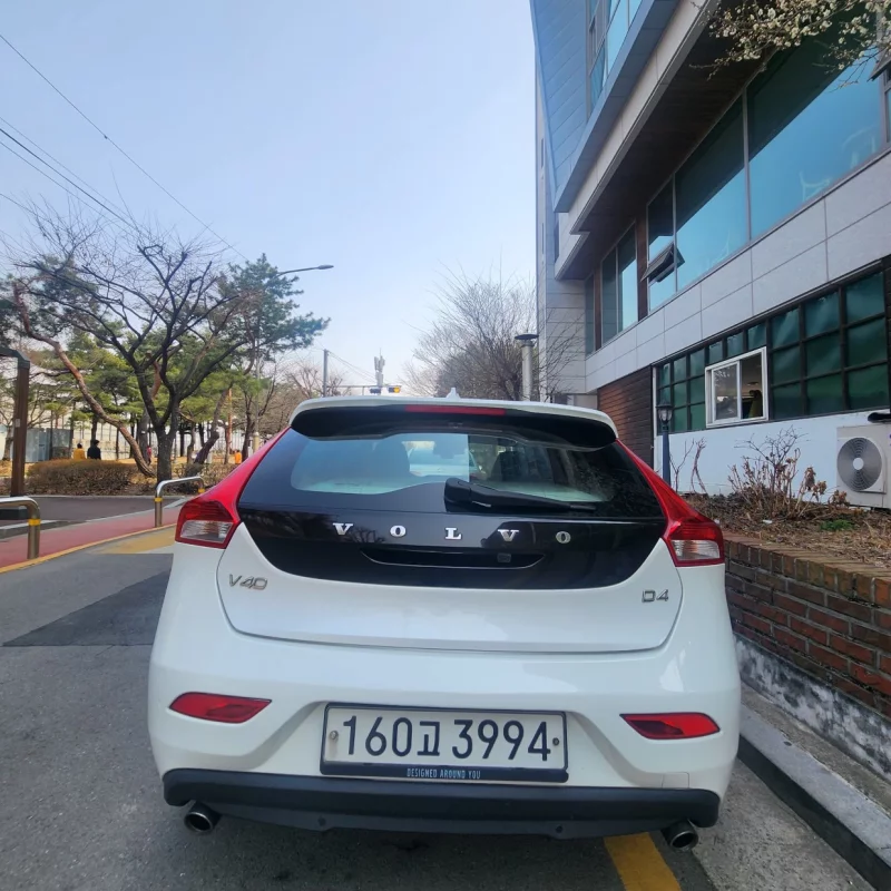 Volvo V40