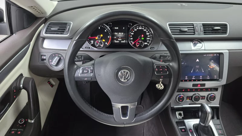 Volkswagen PASSAT CC