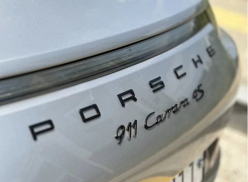 Porsche 911