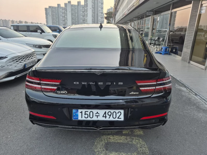 Genesis G80