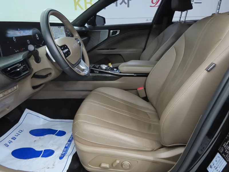 Kia K8
