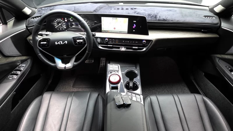 Kia K8