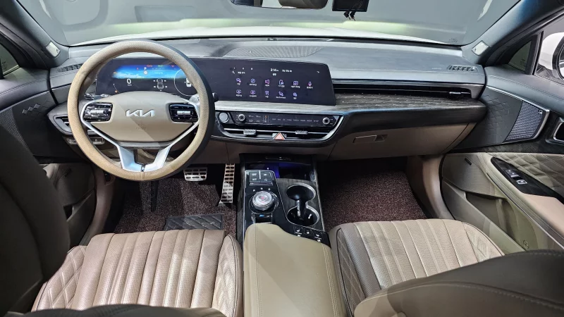 Kia K8