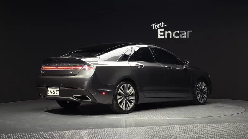 Lincoln MKZ